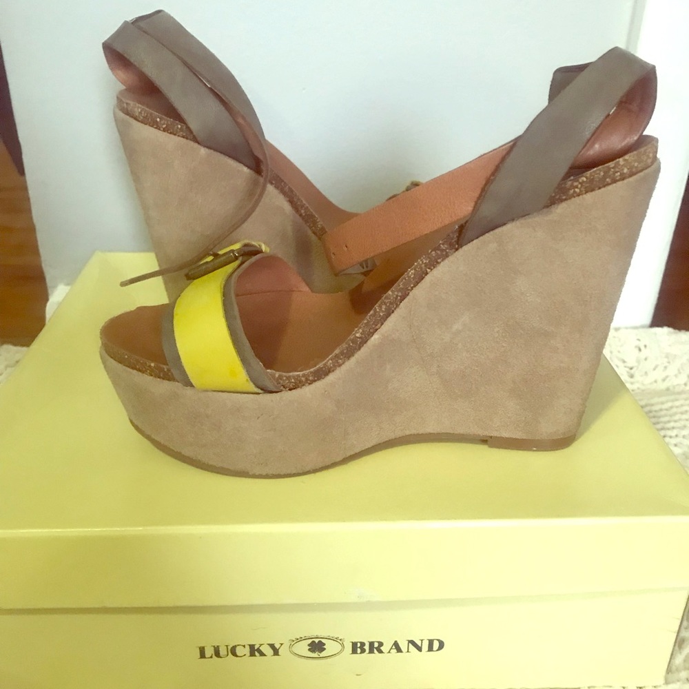 Lucky Brand Wedge Sandals